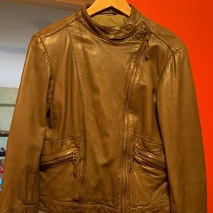 Massimo Dutti leather jacket